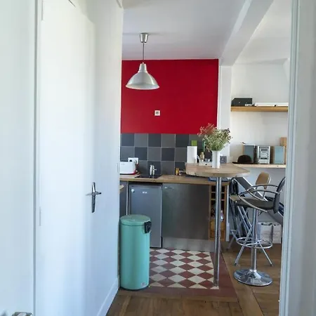 Apartment Hostnfly - Very Charming Apt With View On Rooftops Of Paris