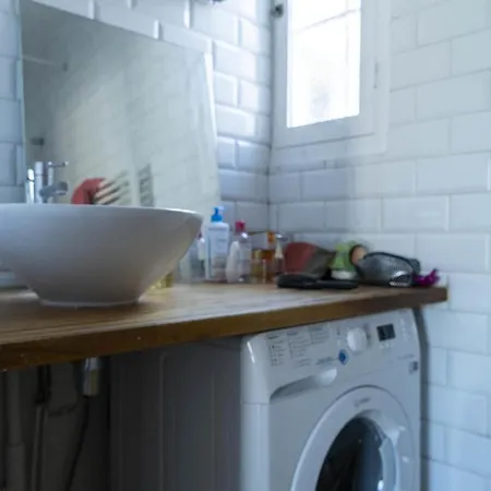 Apartment Hostnfly - Very Charming Apt With View On Rooftops Of Paris